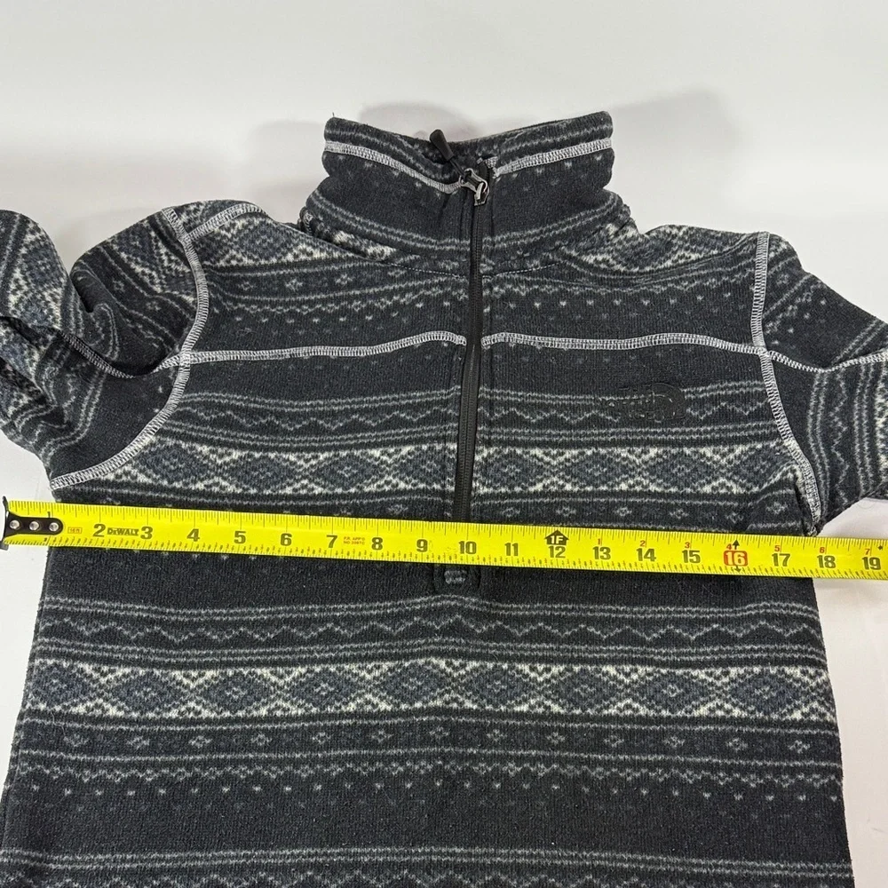The North Face Black and Gray Patterned Zip-Up Sweater
